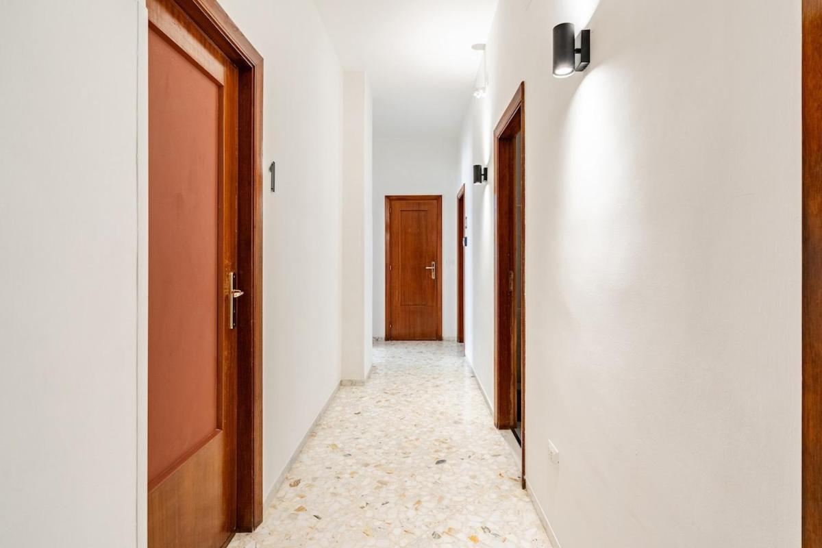 Miki'S Home - Central Rooms Bari Dış mekan fotoğraf